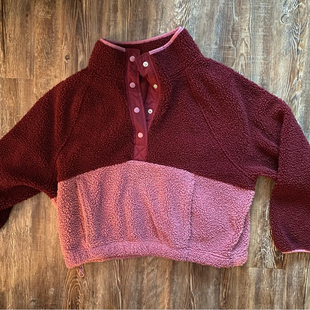 Old Navy Cropped Two-Tone Sherpa Pullover